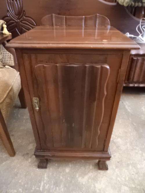 Imbuia Ball and Claw Pedestal