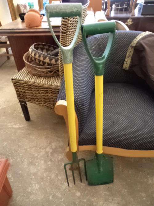 Spade and Fork Set