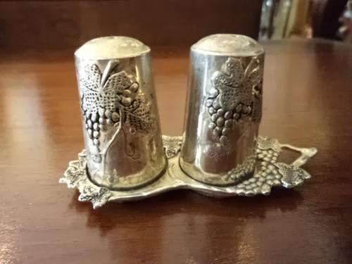 Silver plated salt & pepper set