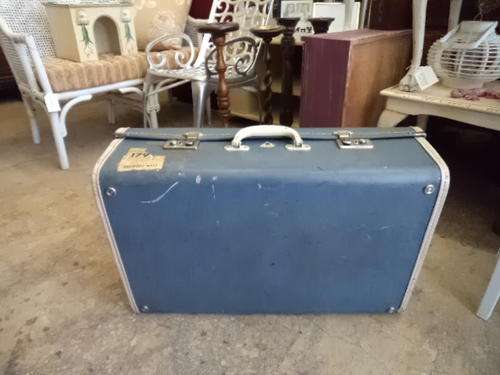 Old Suitcase - Impala