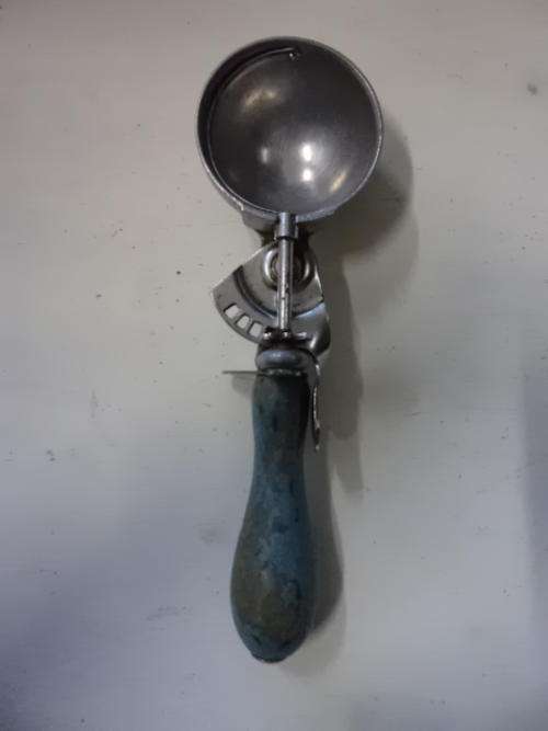 Vintage Tala Ice Cream Scoop