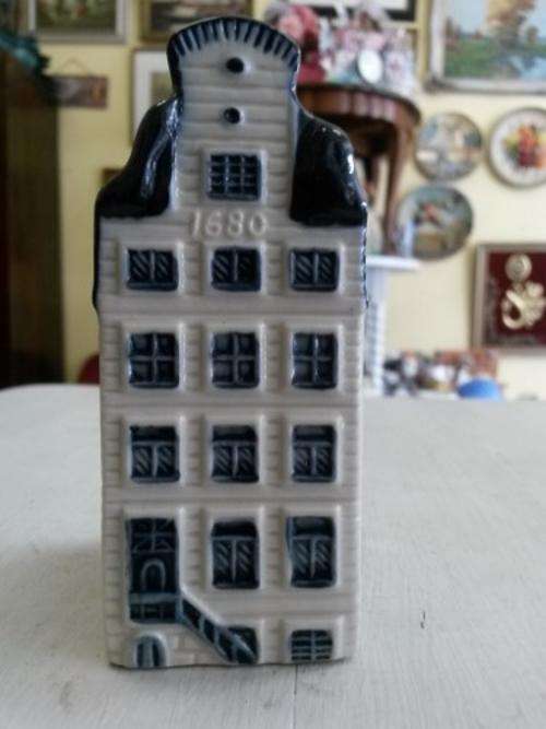 Blue Delft`s Made for KLM by Bols House No. 14