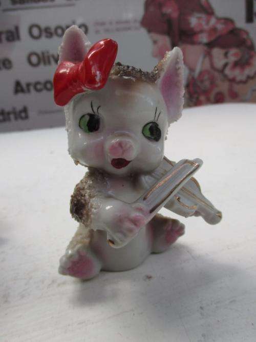 Small Cat Ornament