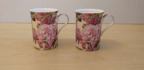 Maxwell & Williams Fine Bone China Rose Pattern Coffee Mugs