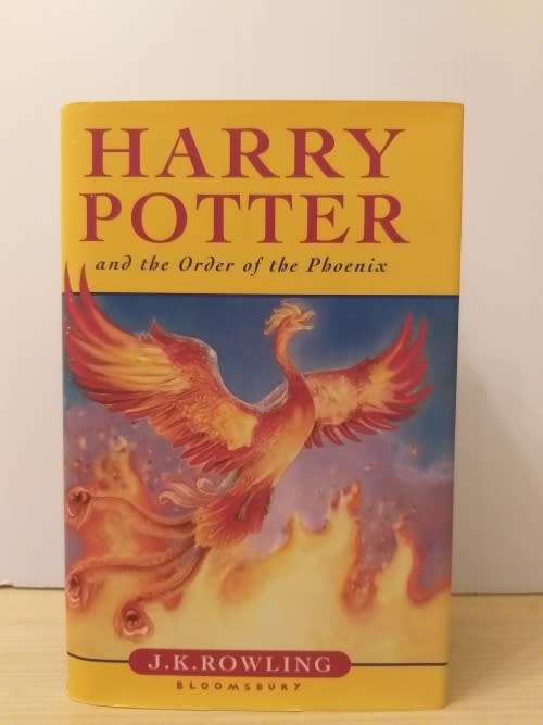 Harry Potter and the Order of the Phoenix : J.K Rowlings (Hardcover)