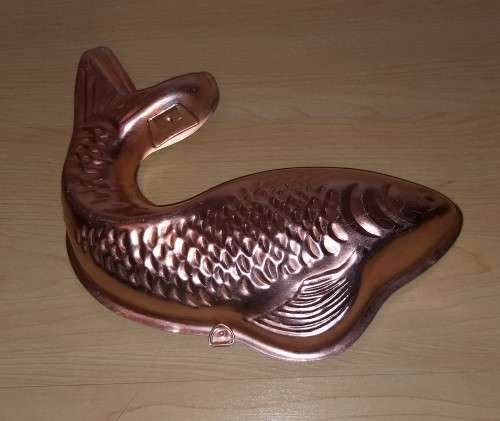 Fish Shape Jelly Mould Wall Hanging