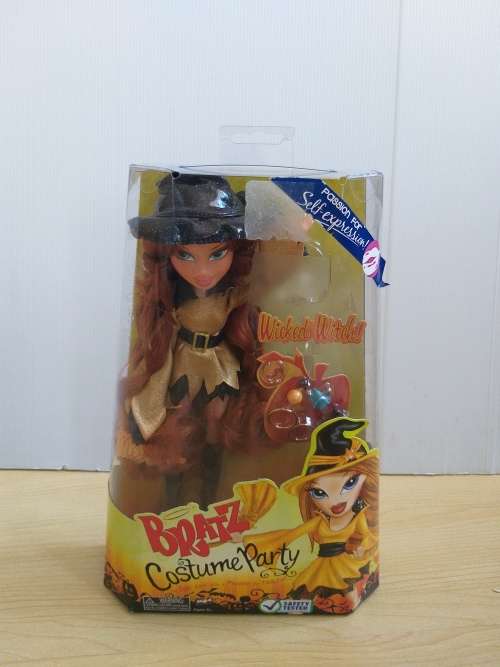 Bratz Costume Party Doll - Wicked Witch (height 25cm)