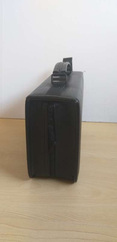 Cd Storage Case./Holder