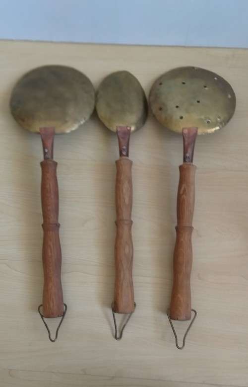 Set of 3 Large Wall Hanging Brass/Wooden Spoons