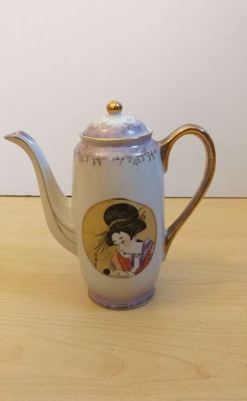 Porcelain Chinese Tea Set (Teapot, Sugar, Milk Jug)