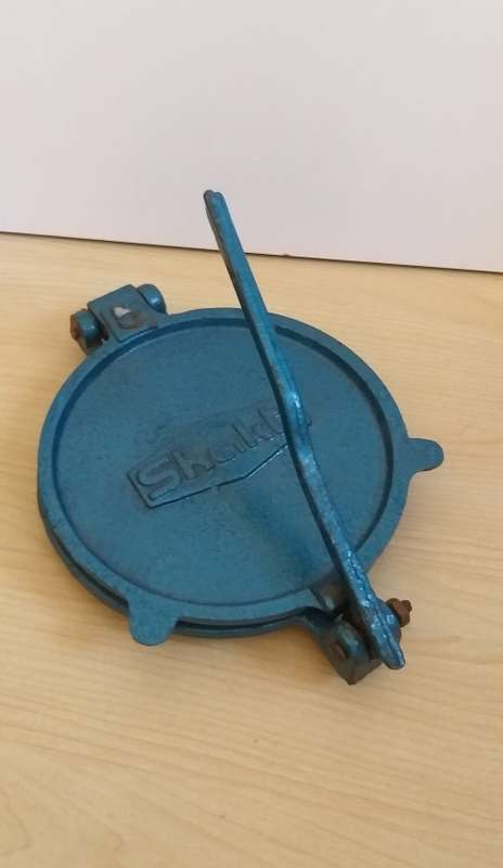 Shakti Cast Iron Puri/Chapathi Press