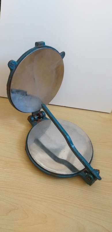 Shakti Cast Iron Puri/Chapathi Press