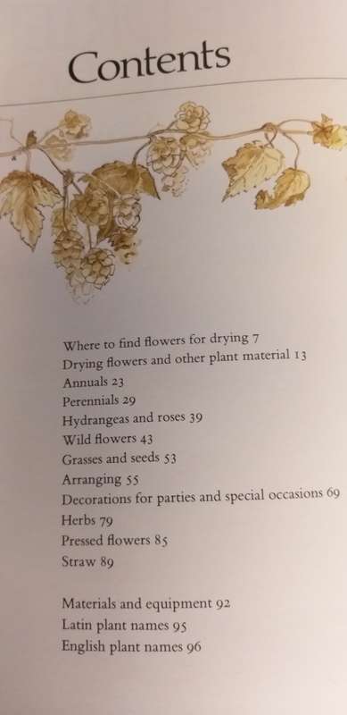 The Dried Flower Book - Annette Mierhof (Growing, Picking, Drying, Arranging)