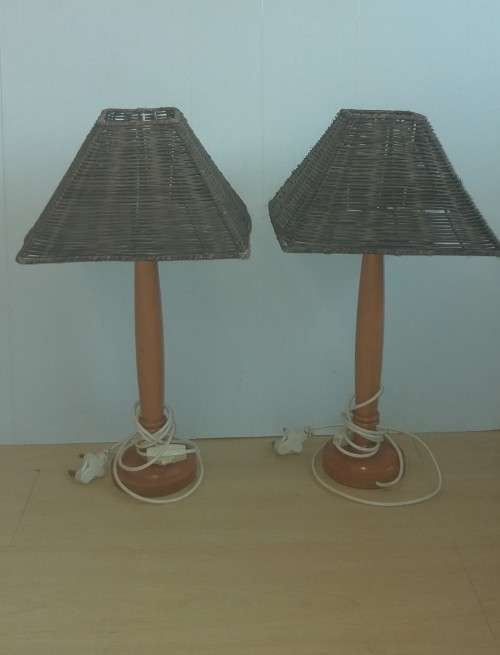 Set of 2 Wooden Table Lamps with Wicker Shades