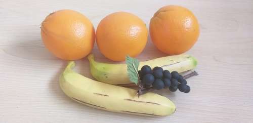Lot of 6 Plastic Fruit