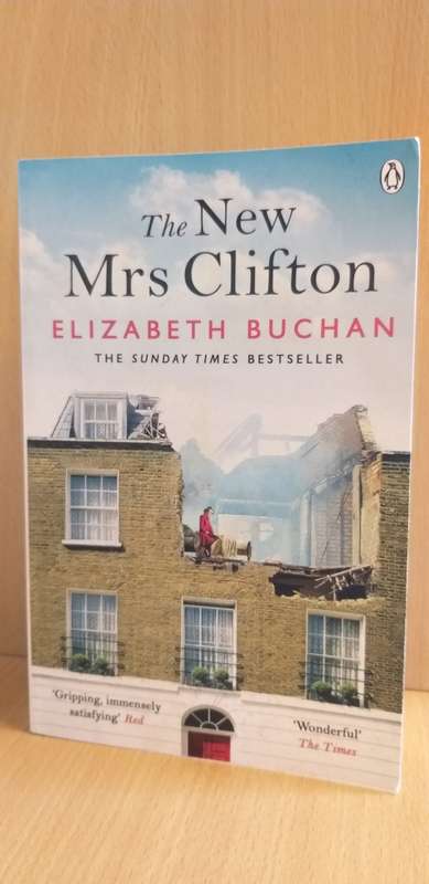 The New Mrs Clifton : Elizabeth Buchan (Paperback)