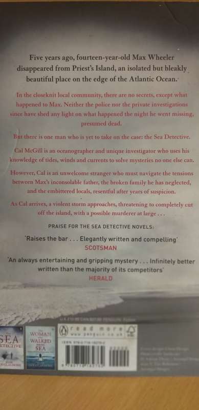 The Malice of Waves: Mark Douglas-Home (Paperback)
