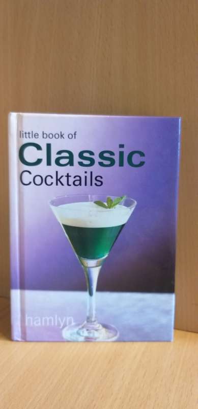 Little Book of Classic Cocktails (Hardcover)