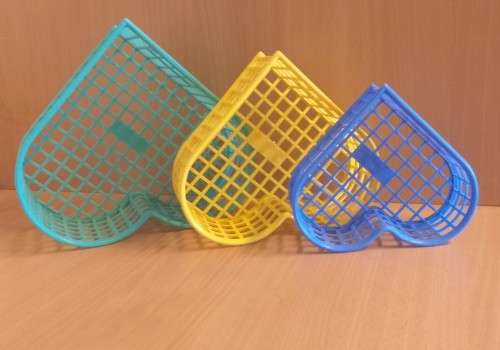 Set of 3 Heart Shaped Plastic Baskets