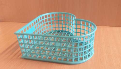 Set of 3 Heart Shaped Plastic Baskets
