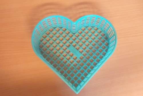 Set of 3 Heart Shaped Plastic Baskets