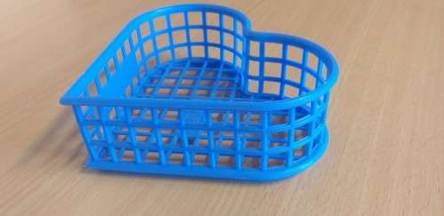 Set of 3 Heart Shaped Plastic Baskets