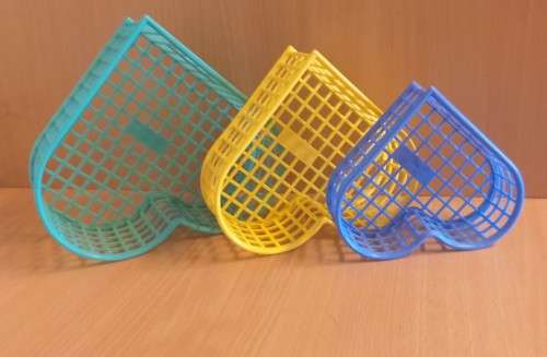 Set of 3 Heart Shaped Plastic Baskets