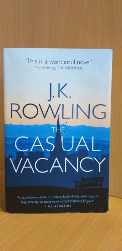 The Casual Vacancy: J.K. Rowling (Paperback)