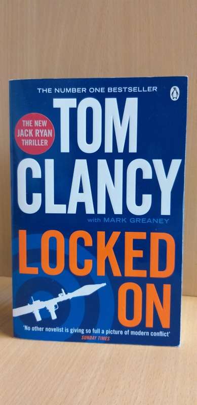 Locked on by Tom Clancy (Paperback)