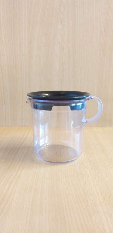 Set of 4 Tupperware Jars