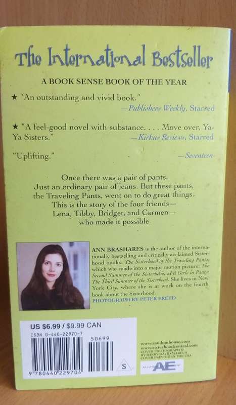 The Sisterhood of the Traveling Pants: Ann Brashares (Paperback)
