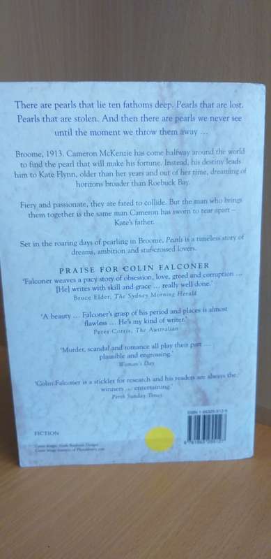 Pearls : Colin Falconer (Paperback)