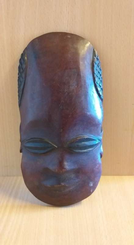 Wooden African Mask ( 21cm x 10cm)