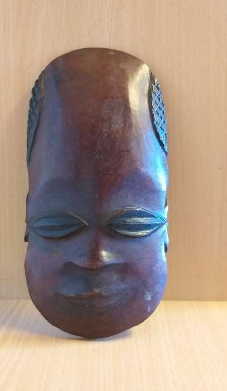 Wooden African Mask ( 21cm x 10cm)