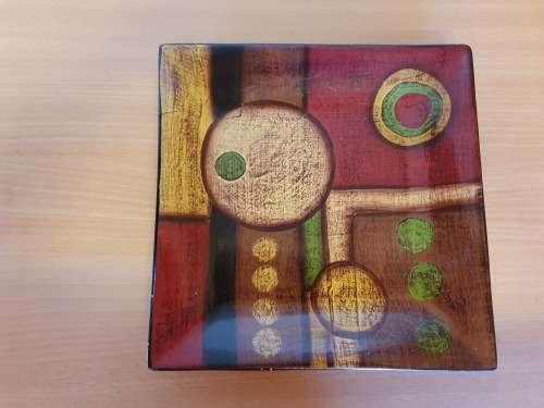 Square Ceramic Plate (24cm x 24cm)