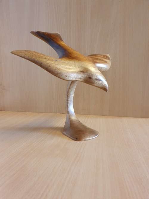 Myrtlewood Wooden Bird Figurine - Oregon Connection