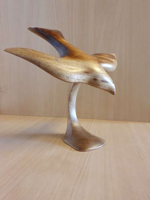 Myrtlewood Wooden Bird Figurine - Oregon Connection