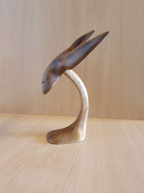 Myrtlewood Wooden Bird Figurine - Oregon Connection