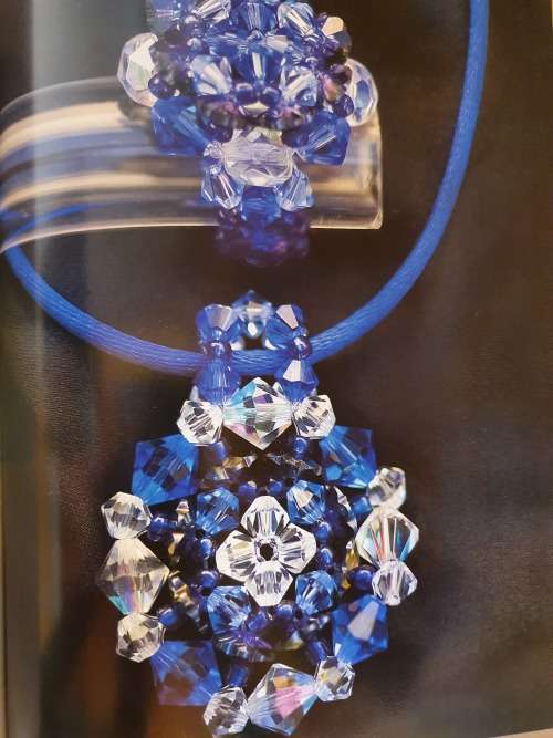 Big Book of Crystal Beads 70+ Bracelets, Earings, Necklaces, and Rings: Patricia Ponce (Hardcover)