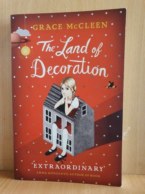 The Land of Decoration : Grace McCleen (Paperback)