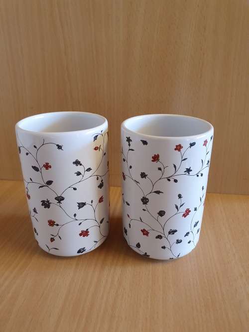 IKEA Floral Pattern Toothbrush Holder