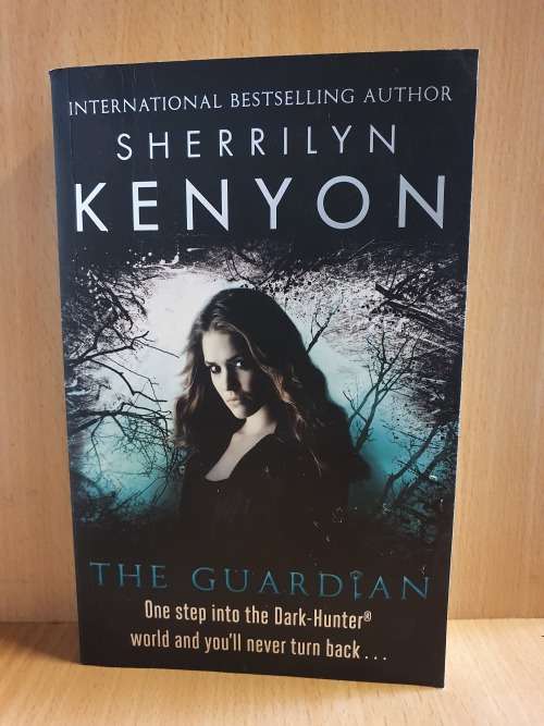 The Guardian: Sherrilyn Kenyon (Paperback)