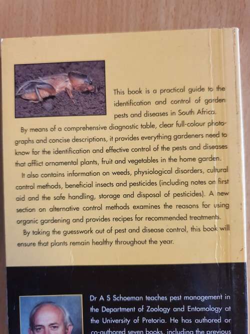 Garden Pest and Diseases in South Africa by A.S. Schoeman (Paperback)
