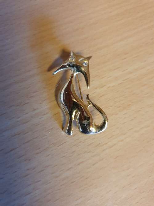 Metal Cat Figurine Brooch