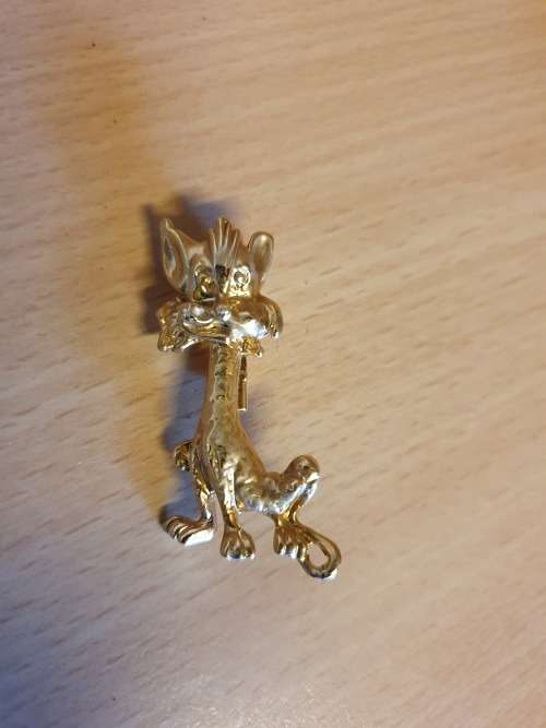 Metal Cat Figurine Brooch