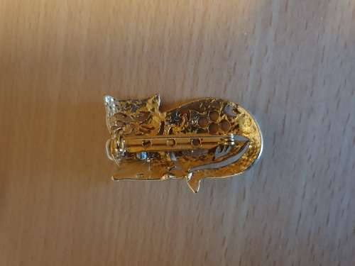 Metal Cat Figurine Brooch