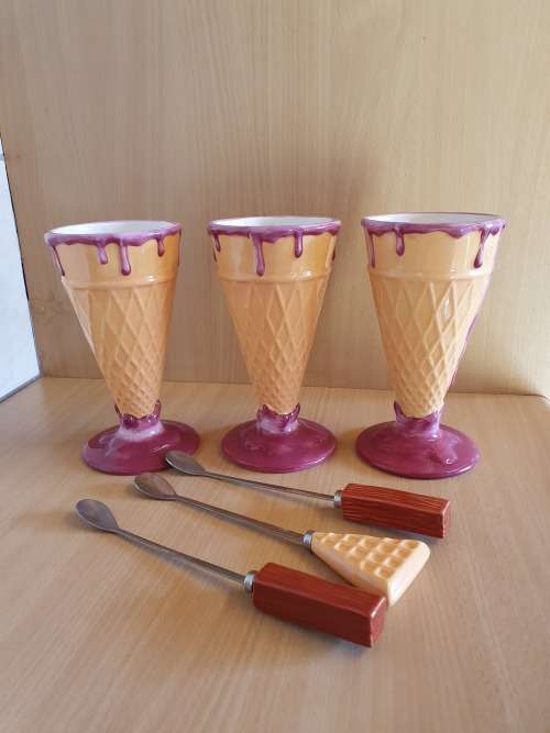 Set of 2 - Gelatto Dessert Bowl with Spoon