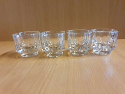 Set of 4 Luxor Covetro Glass Egg Cup Holders