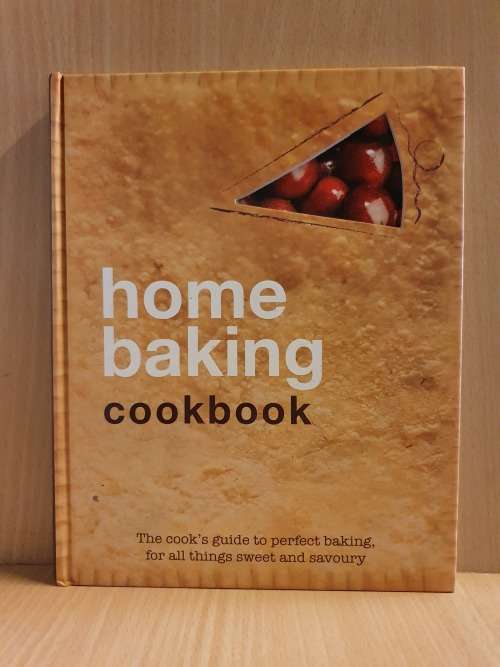 Home Baking Cookbook - Consultant Editor Jacqueline Bellefontaine (Hardcover)