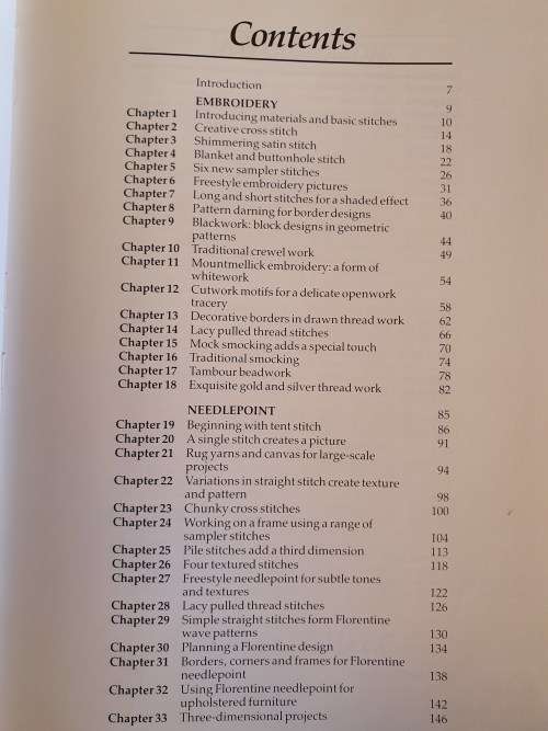 The Complete Book of Needlecrafts : Introduced by Caroline Ollard (Hardcover)